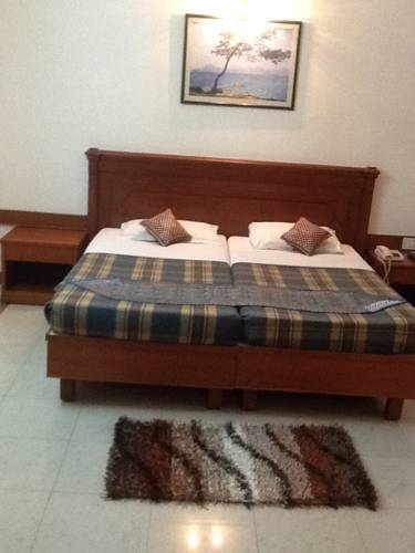 Hotel Kanishka Phg Bengaluru Zewnętrze zdjęcie