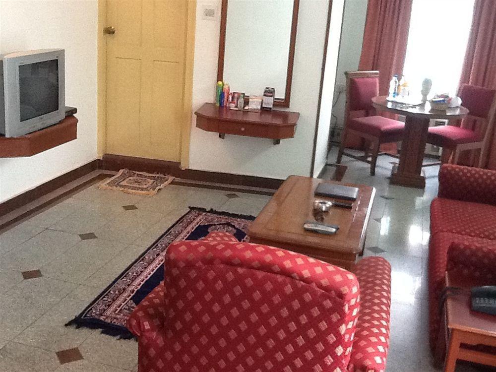 Hotel Kanishka Phg Bengaluru Zewnętrze zdjęcie